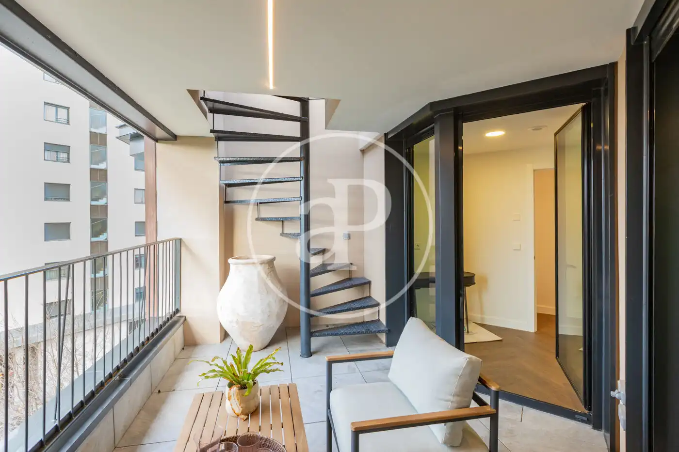 Living room of Attic for sale in Ciudad Lineal