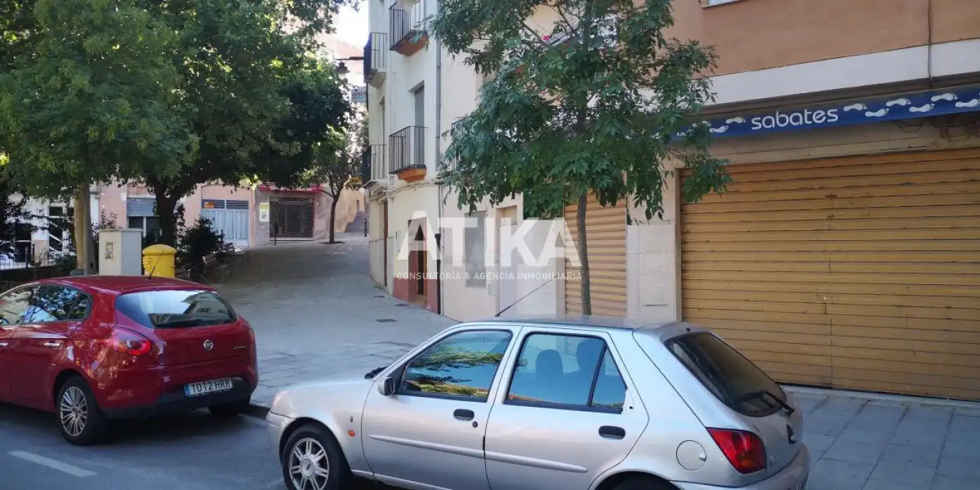 Local comercial en venda a Centro, imagen 2