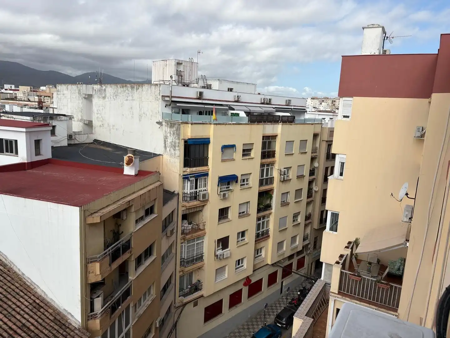 Vista exterior de Piso en venta en Algeciras