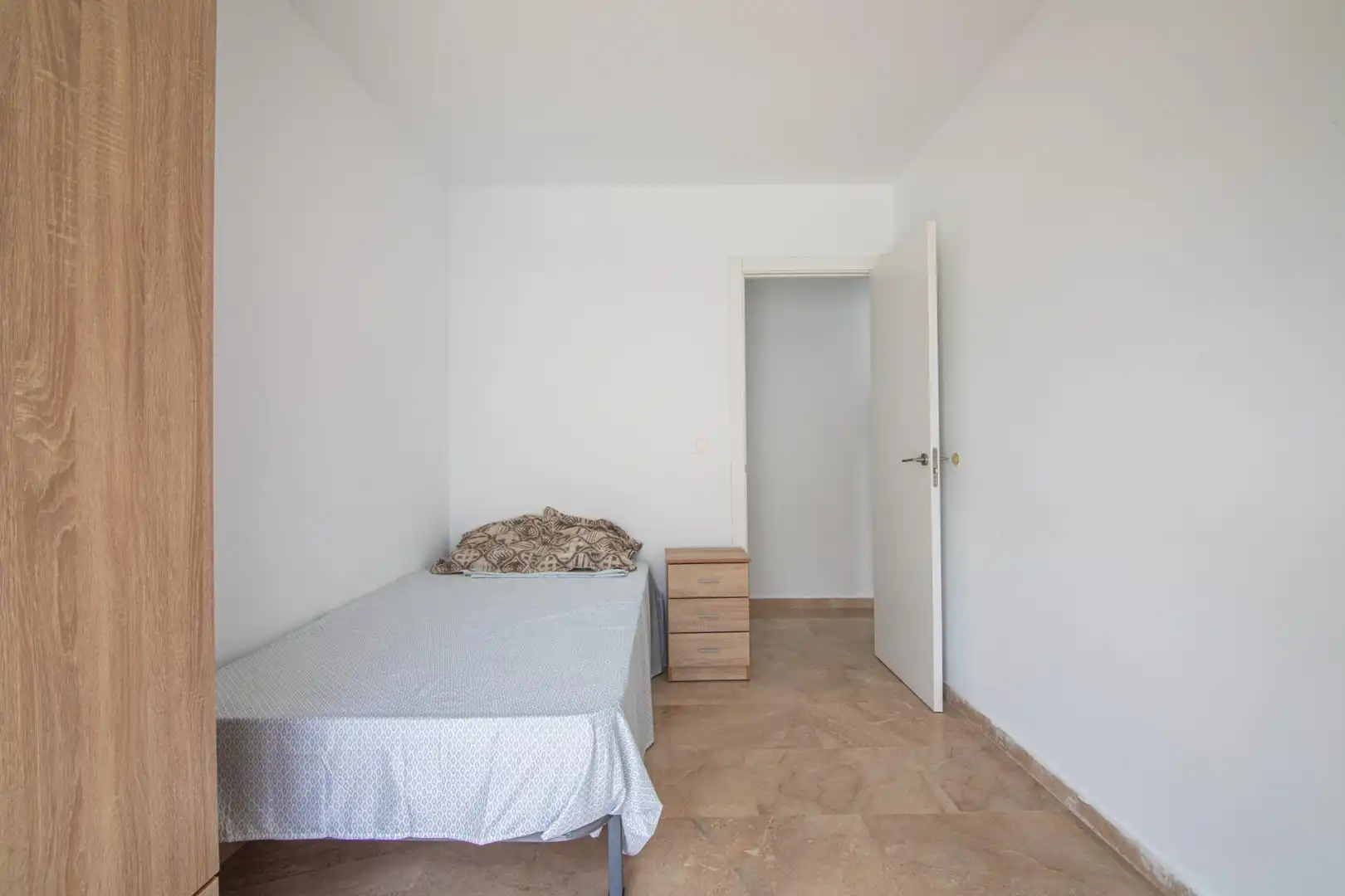 Bedroom of Flat for sale in Elche / Elx  with Furnished