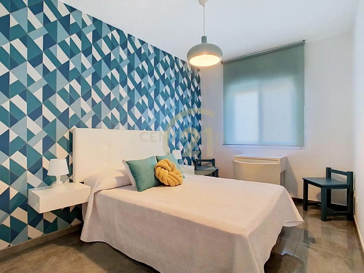 Habitación de Apartamento en venta en Álora con Aire acondicionado, Alarma y Piscina comunitaria