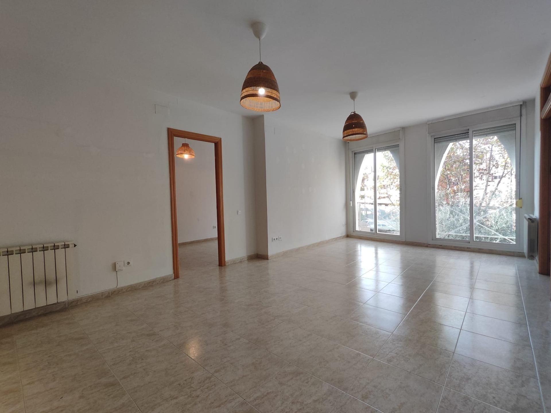 Sala d'estar de Pis en venda en Pallejà amb Aire condicionat, Calefacció i Piscina comunitària