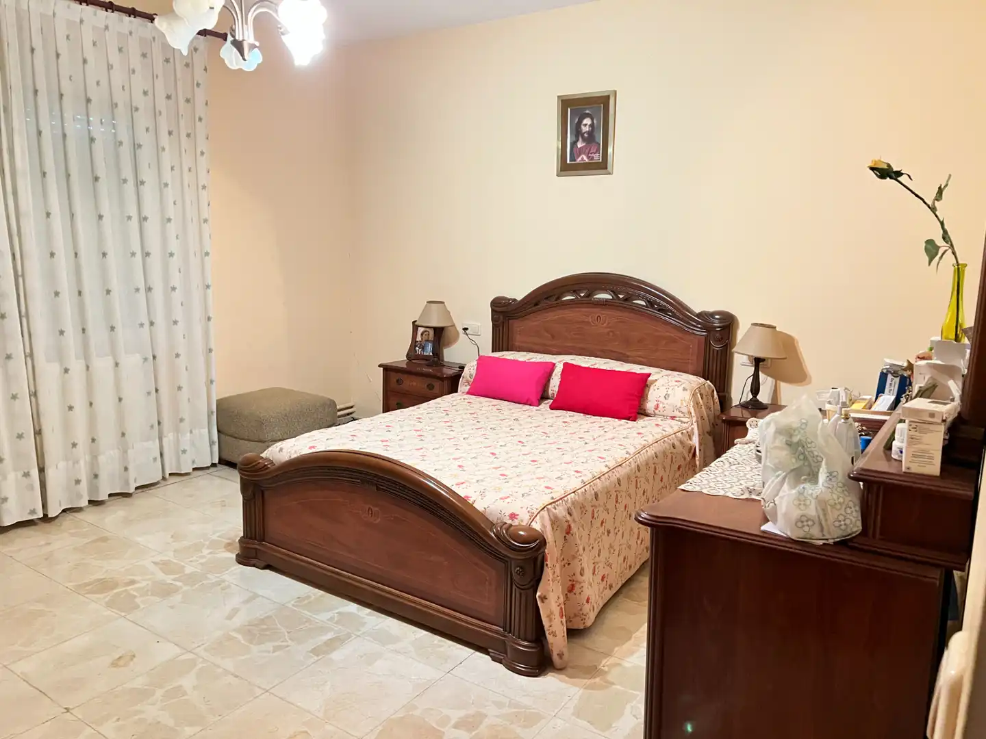 Schlafzimmer von Haus oder Chalet zum Verkauf in Puerto Lápice mit Klimaanlage, Heizung und Privatgarten