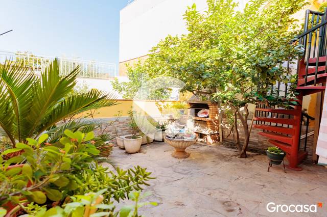 Casa-chalet en Venta en CL PINEDA,DE LA en Les Arenes - La Grípia  Can Montllor