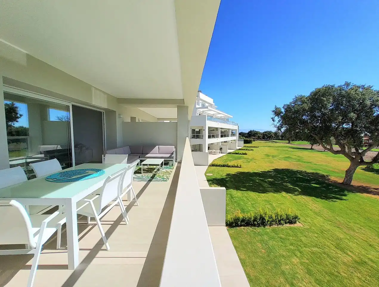 Terraza de Apartamento en venta en Sotogrande con Aire acondicionado, Terraza y Amueblado