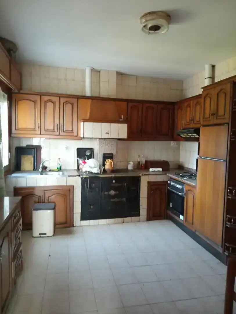 Cuina de Casa o xalet en venda en Castrelo de Miño amb Balcó