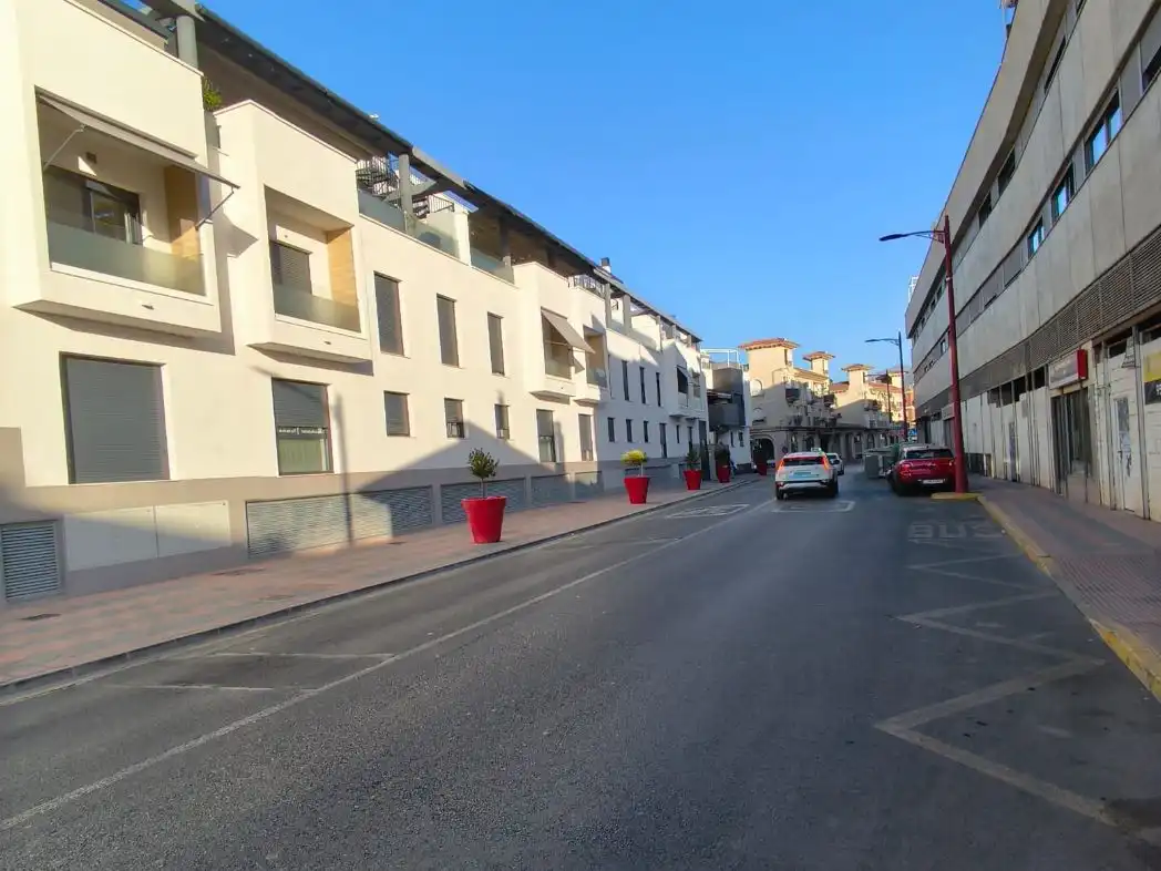 Außenansicht von Lagerraum zur Miete in Armilla mit Alarm