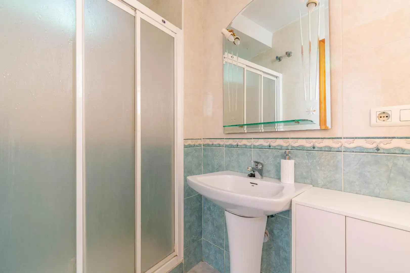 Baño de Piso en venta en Almería
