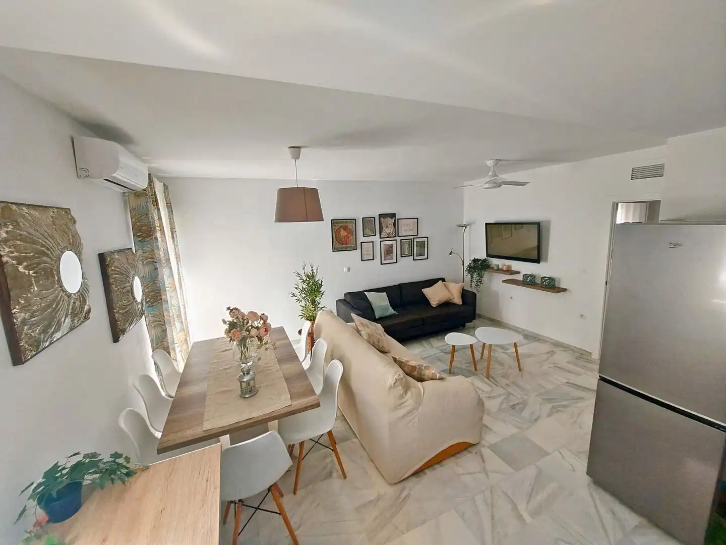 Sala de estar de Piso en venta en Sanlúcar de Barrameda con Aire acondicionado
