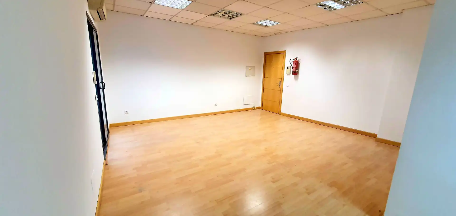 Oficina de alquiler en Pozuelo de Alarcón con Aire acondicionado, Calefacción y Terraza