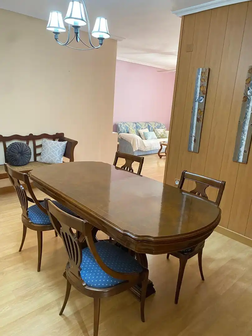 Esszimmer von Wohnung zur Miete in Cáceres mit Klimaanlage, Privatgarten und Terrasse