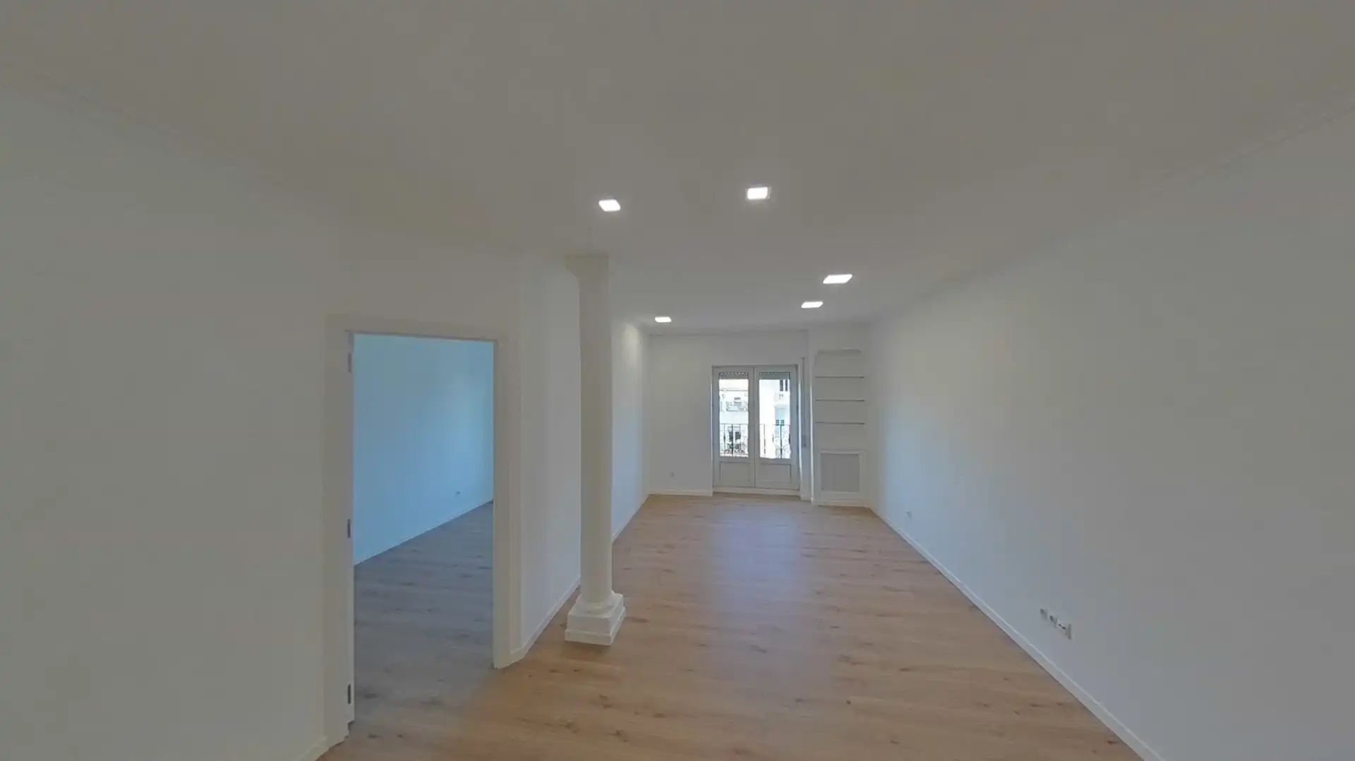 Wohnung zum Verkauf in Madrid mit Heizung, Terrasse und Ofen