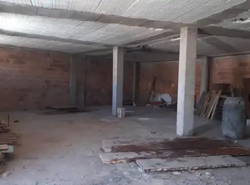 Local comercial en venda a Rafael Molero Cabrilla