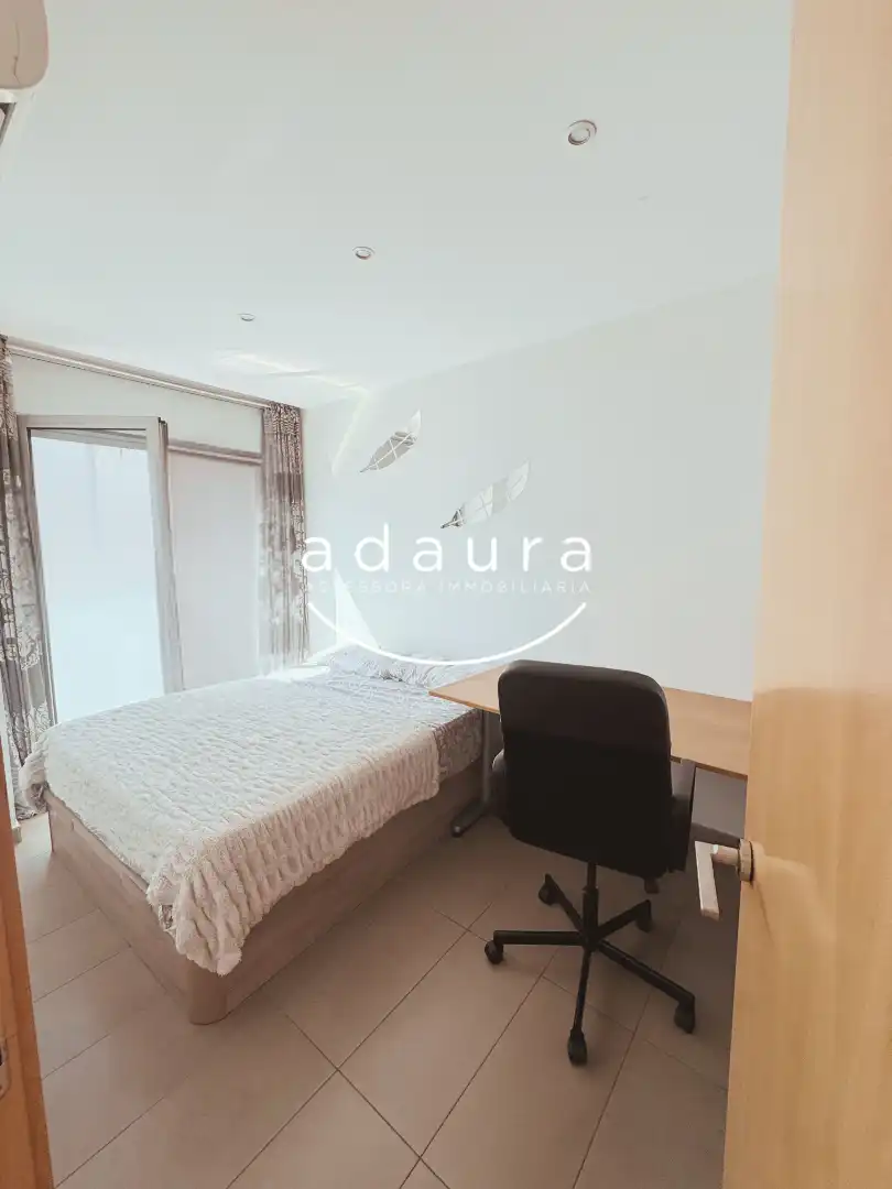 Piso en venta en Camí Ral de la Mercè, 511, Centre