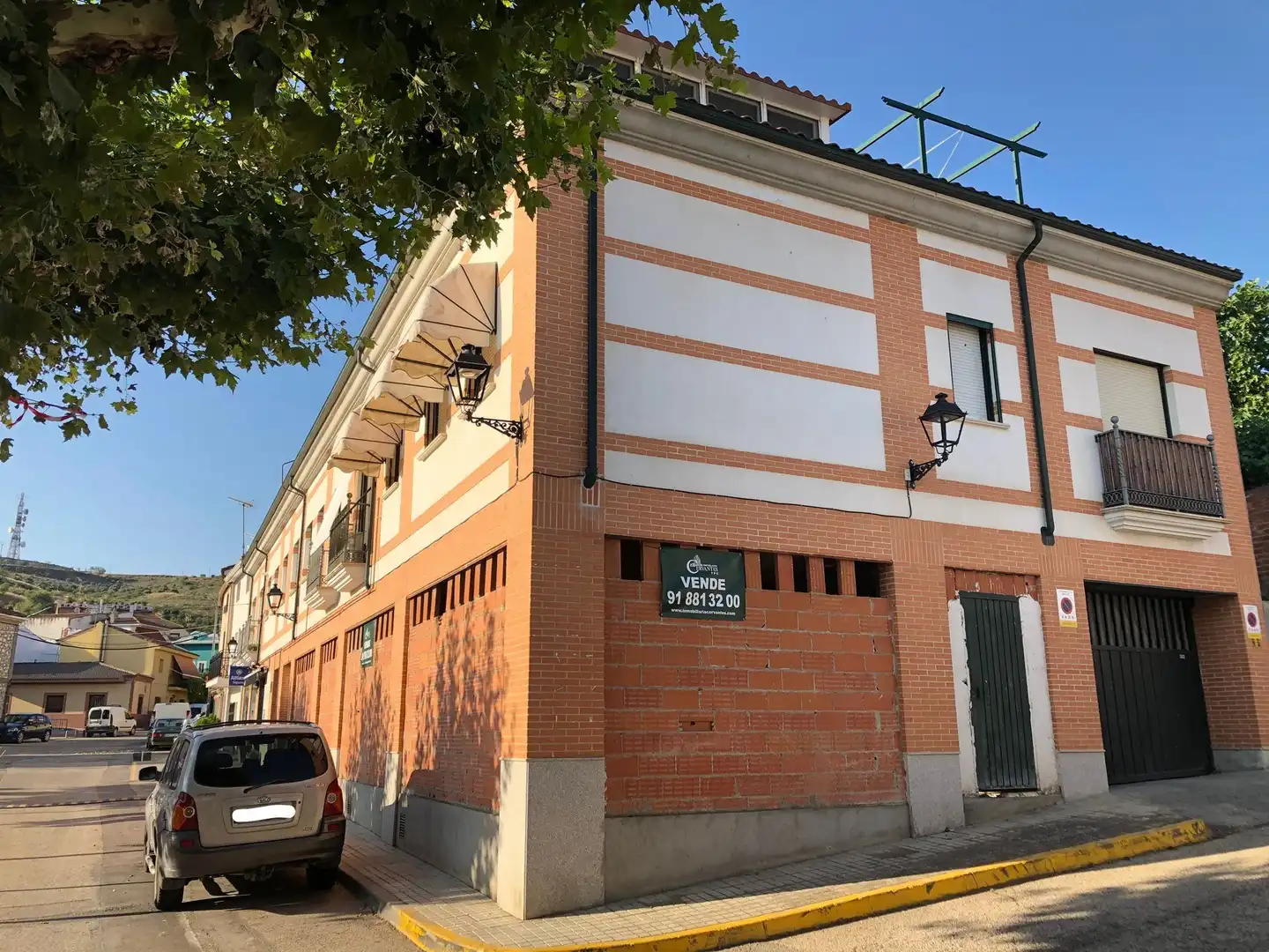 Vista exterior de Local en venta en Anchuelo