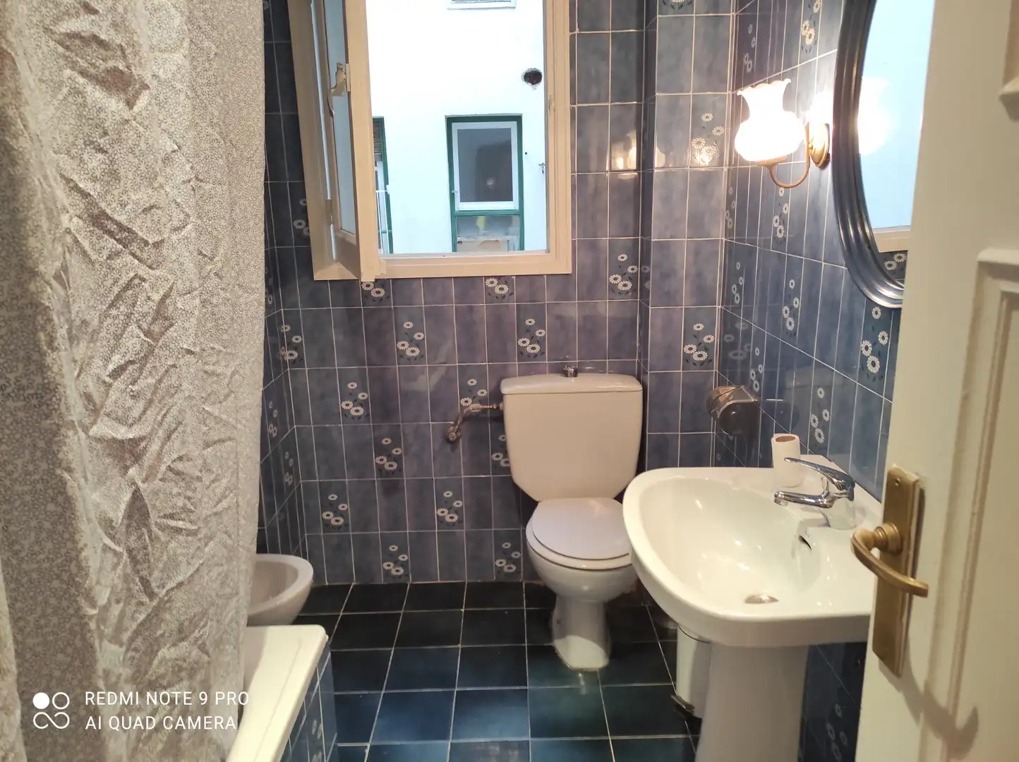 Baño de Piso de alquiler en Madrid con Calefacción, Parquet y Terraza