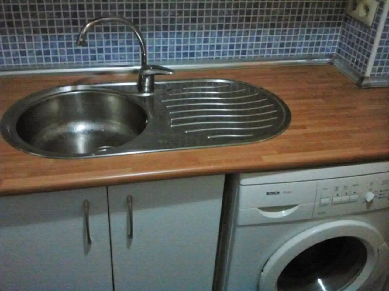 Apartamento de alquiler en Calle COVARRUBIAS, Avenida Europa - San Antón