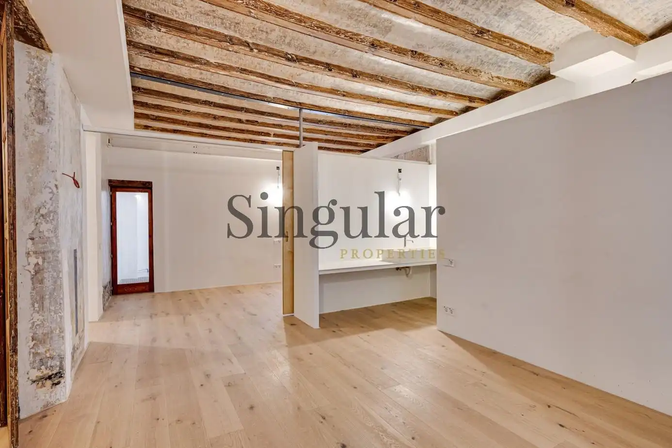 Wohnzimmer von Maisonette zum Verkauf in Barcelona mit Heizung, Terrasse und Abstellraum