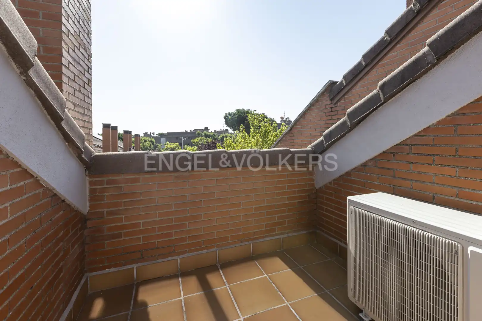 Terrace of Houses for sale in Pozuelo de Alarcón  with Air Conditioner, Heating and Swimming Pool