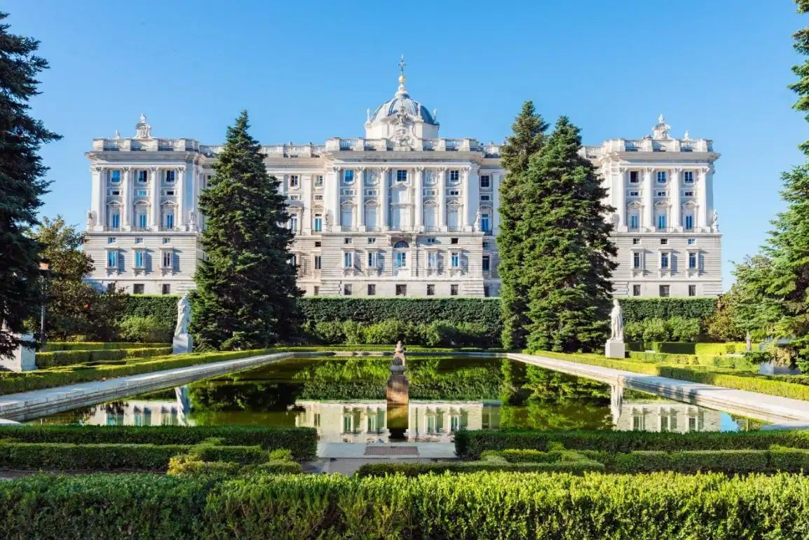 Jardín de Piso de alquiler en Madrid con Aire acondicionado