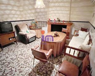 Sala d'estar de Casa o xalet en venda en Alcubillas