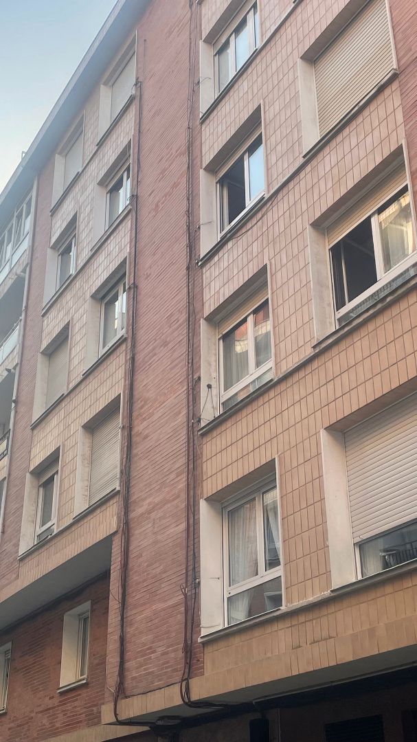 Vista exterior de Piso en venta en Portugalete con Calefacción, Terraza y Amueblado