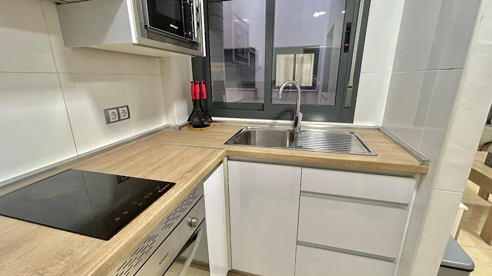 Appartamento con terrazza in vendita a Calle Calle de las Higueras, 95, imagen 27