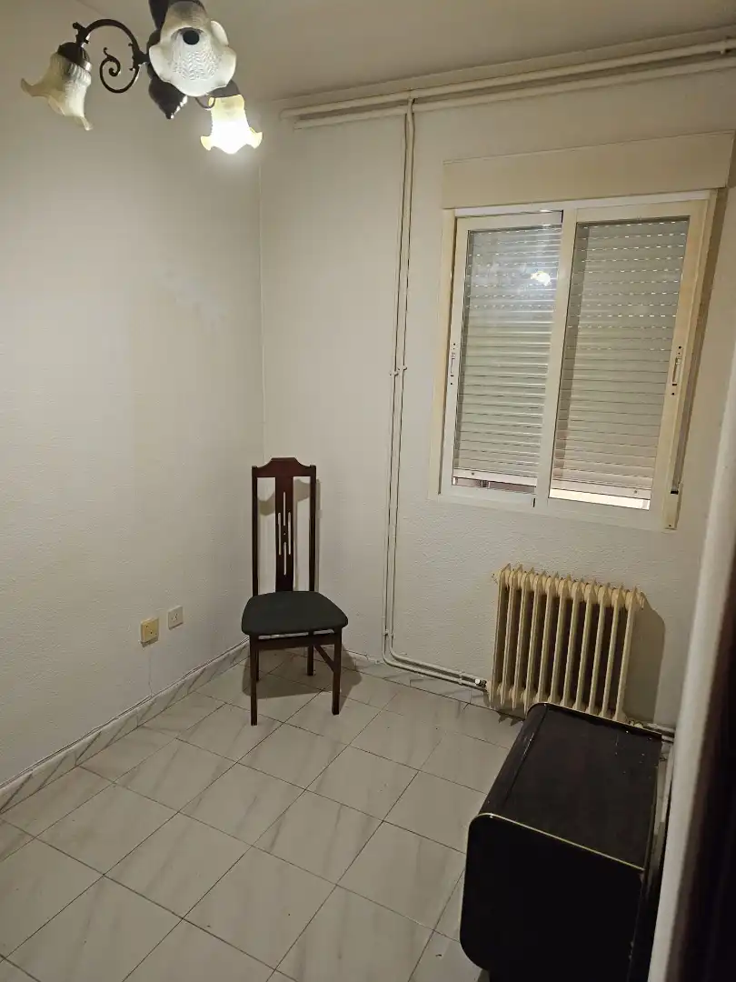 Schlafzimmer von Einfamilien-Reihenhaus zum Verkauf in La Guardia mit Heizung
