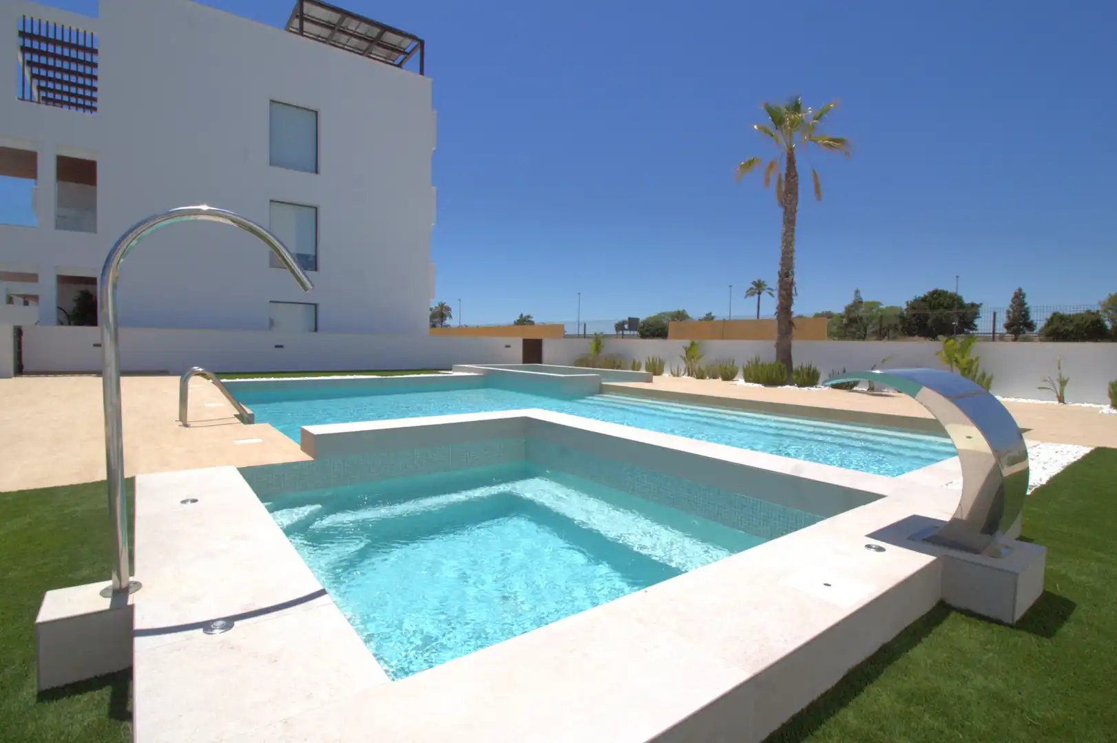 Apartment with pool for sale in Las Lomas de Rame - Bahía Bella, imagen 2