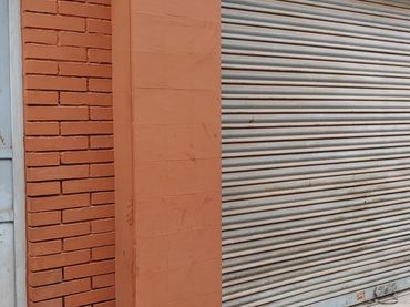 Local comercial en venta en Pla - Carolinas