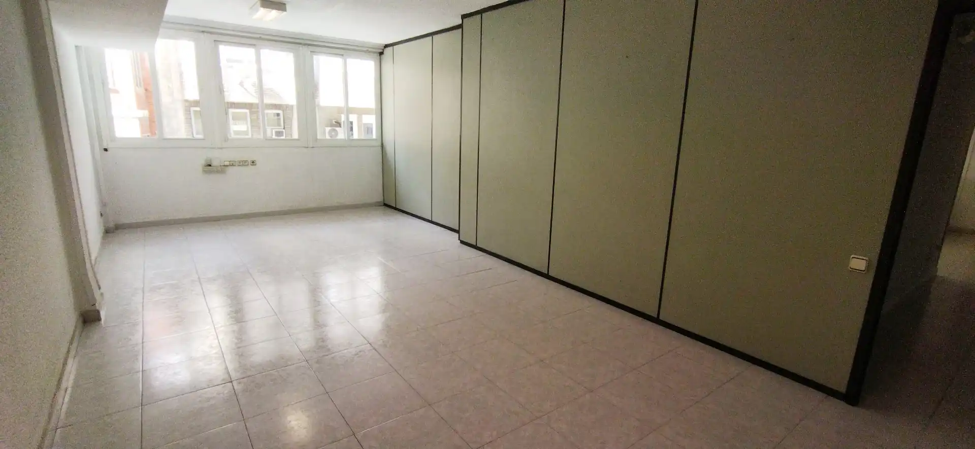 Office space with lift for sale in Avenida Granada 13, imagen 8