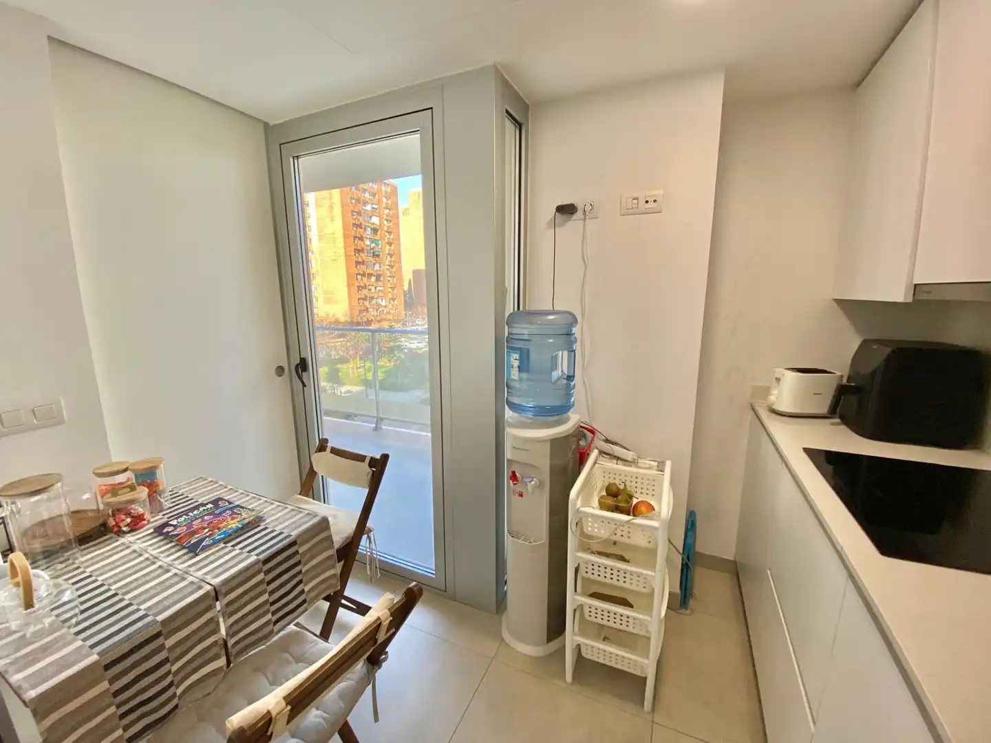 Kitchen of Flat for sale in Valencia  with Air Conditioner, Parquet flooring and Storage room