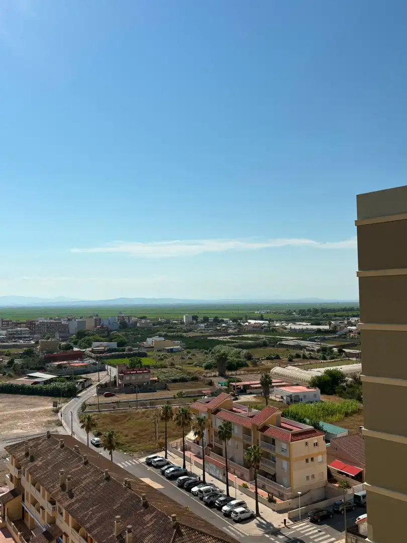 Außenansicht von Wohnungen zur Miete in Sueca mit Klimaanlage, Terrasse und Möbliert