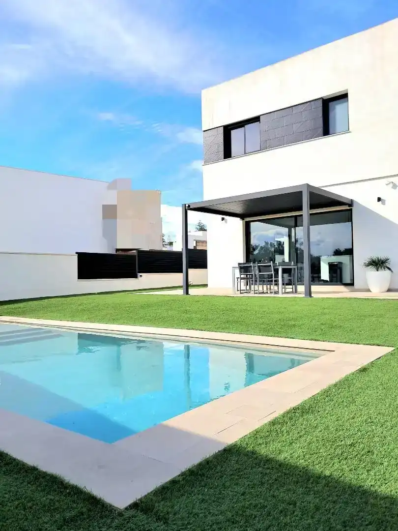 Piscina de Casa o xalet en venda en Torrent
