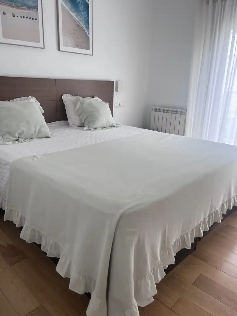 Bedroom of Flat for rent in Avenida - Divina Pastora - Plaza de Toros