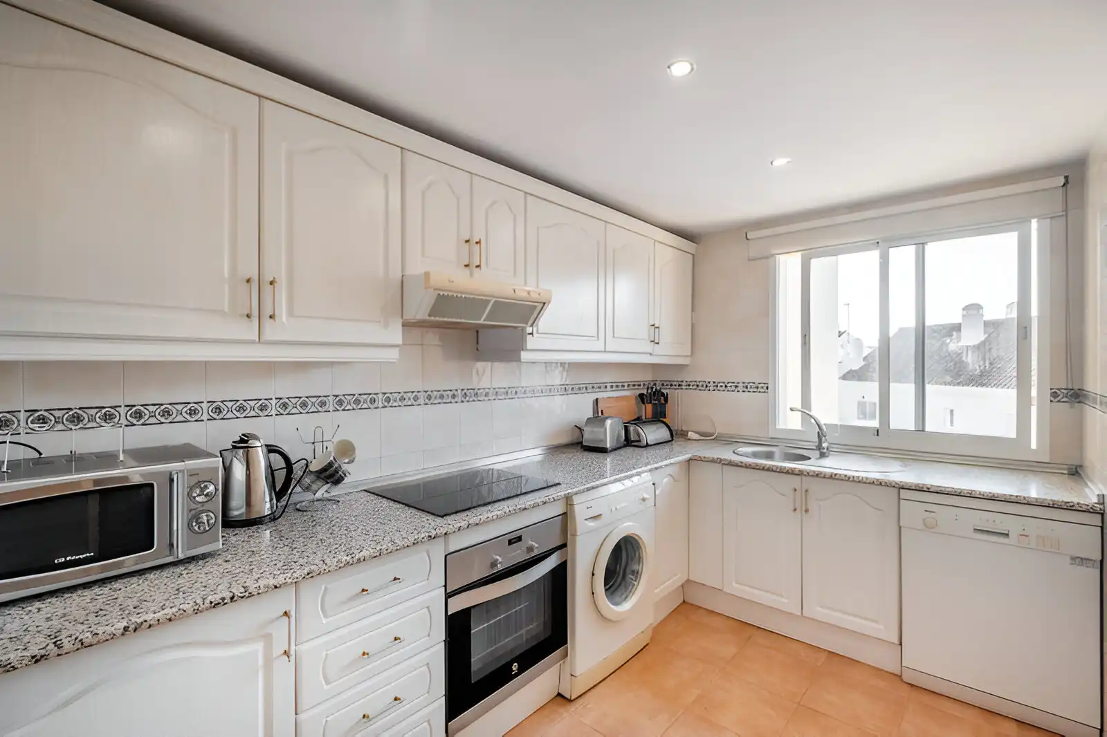Ático con piscina en venta en Nueva Andalucía, imagen 16