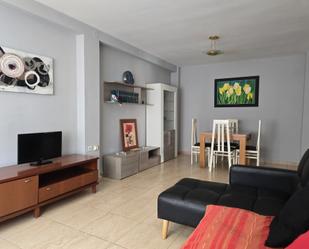 Living room of Flat for sale in Castellón de la Plana / Castelló de la Plana  with Furnished, Oven and Washing machine