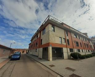 Exterior view of Flat for sale in Cabezón de Pisuerga  with Heating and Storage room