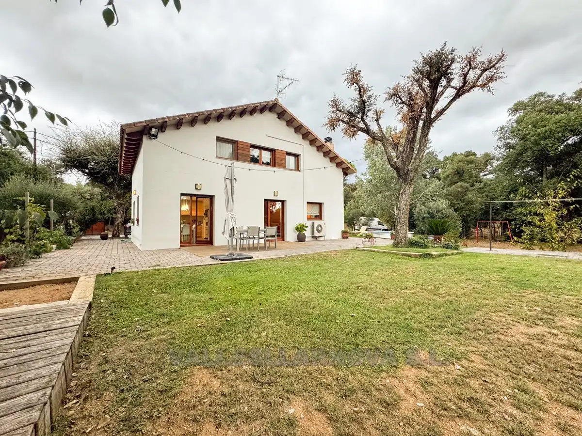 Chalet con piscina en venta en Sant Antoni de Vilamajor, imagen 2