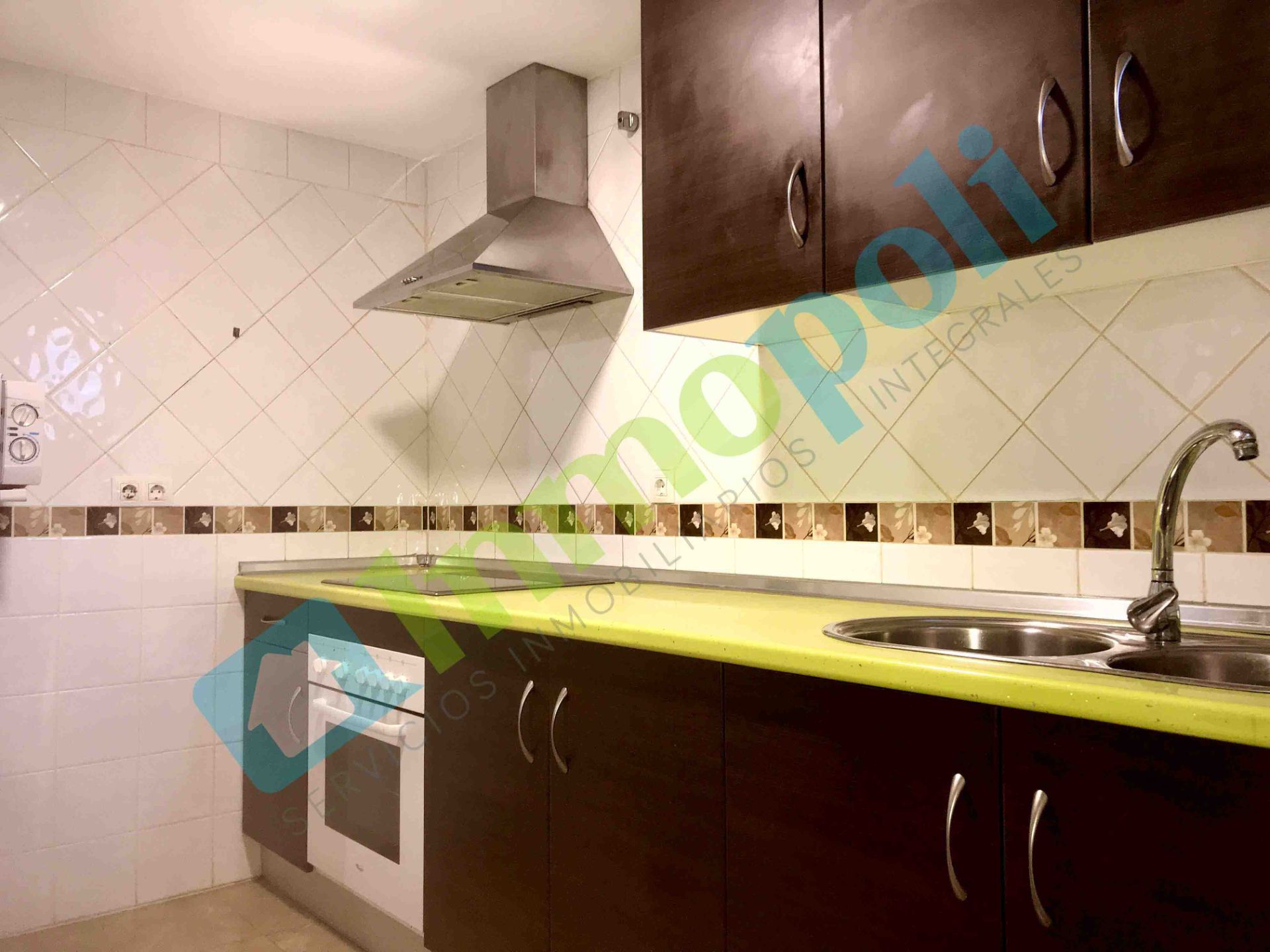 Kitchen of Flat to rent in Badajoz Capital  with Air Conditioner, Furnished and Oven
