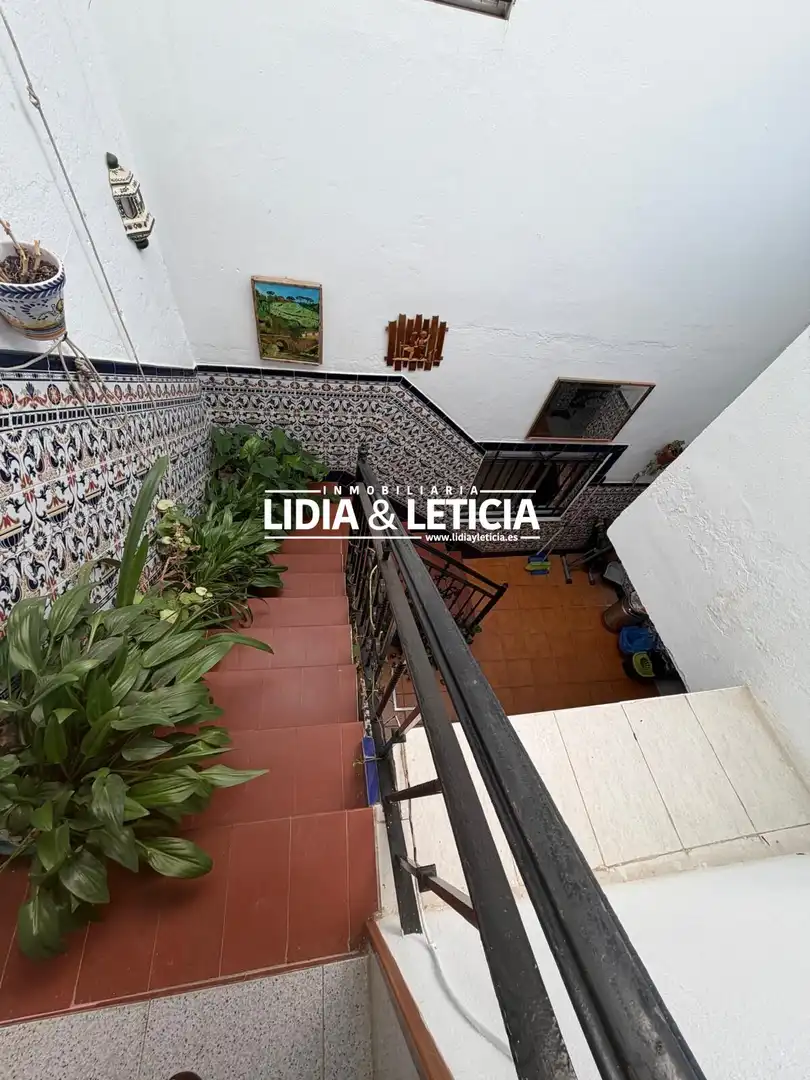 Vista exterior de Casa o xalet en venda en Alcalá de Guadaira amb Aire condicionat