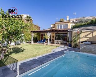 Garden of House or chalet for sale in  Granada Capital  with Air Conditioner, Heating and Private garden