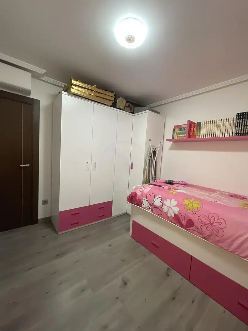 Habitación de Piso de alquiler en Linares con Aire acondicionado, Terraza y Amueblado