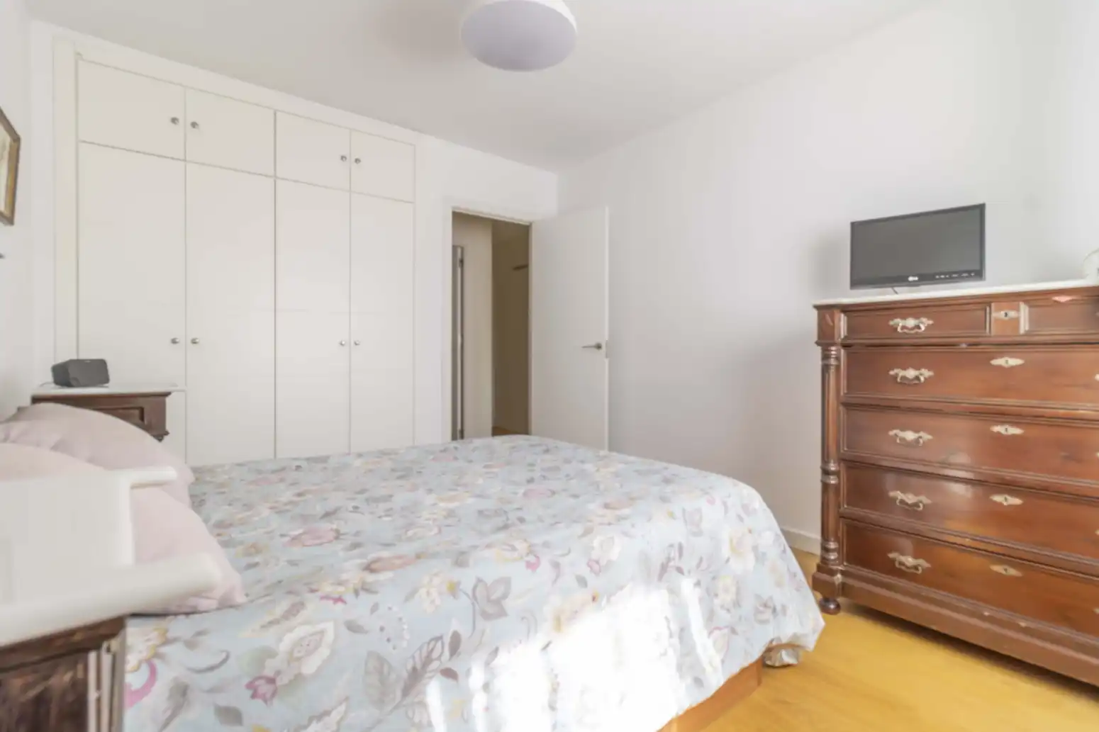 Habitación de Piso en venta en Sevilla con Aire acondicionado y Balcón
