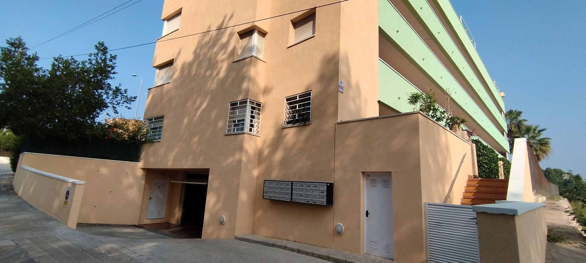 Exterior view of Garage for sale in La Pobla de Montornès  