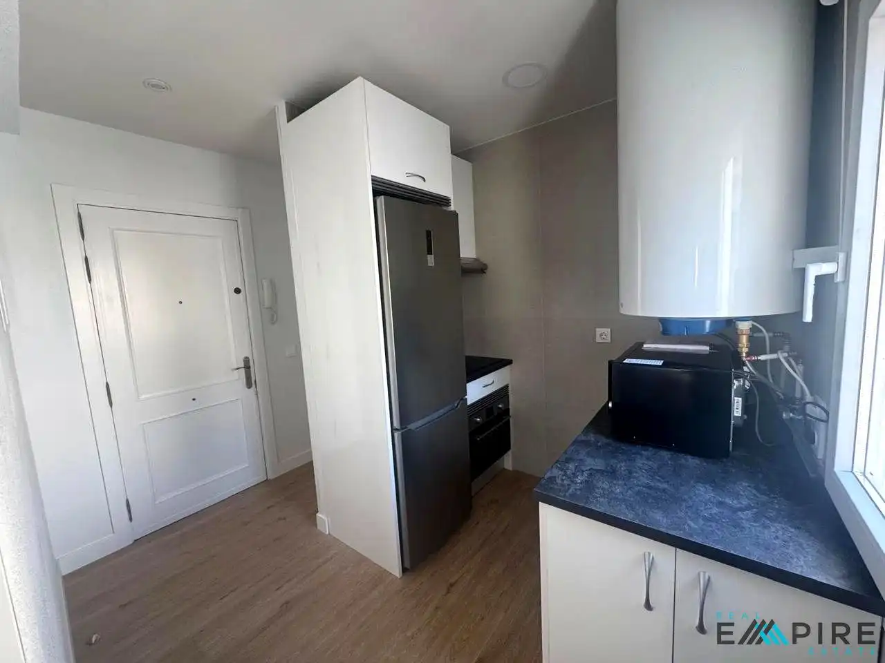 Kitchen of Flat for share in Pozuelo de Alarcón  with Heating, Furnished and Balcony