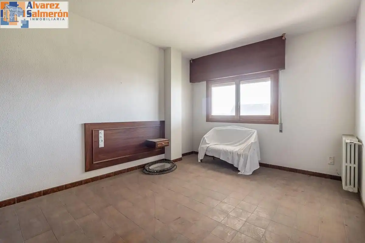 Casa rústica amb piscina en venda a Santa Fe, imagen 20