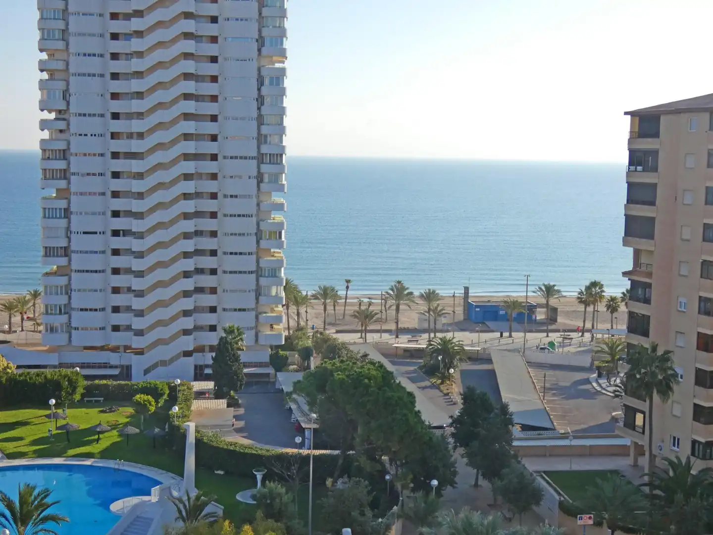 Vista exterior de Pis de lloguer en Alicante / Alacant amb Aire condicionat, Calefacció i Moblat