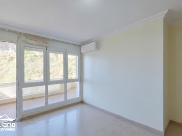 Pis amb balcó en venda a IFARA URBANIZACION 1