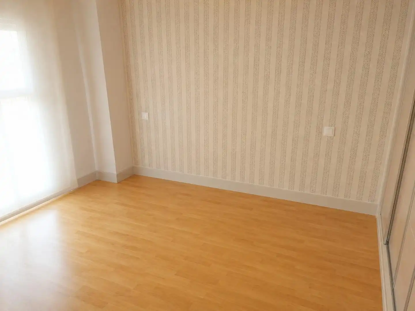 Apartament de lloguer a Calle FLAUTA MAGICA LA, Los Satélites - Roza Martín